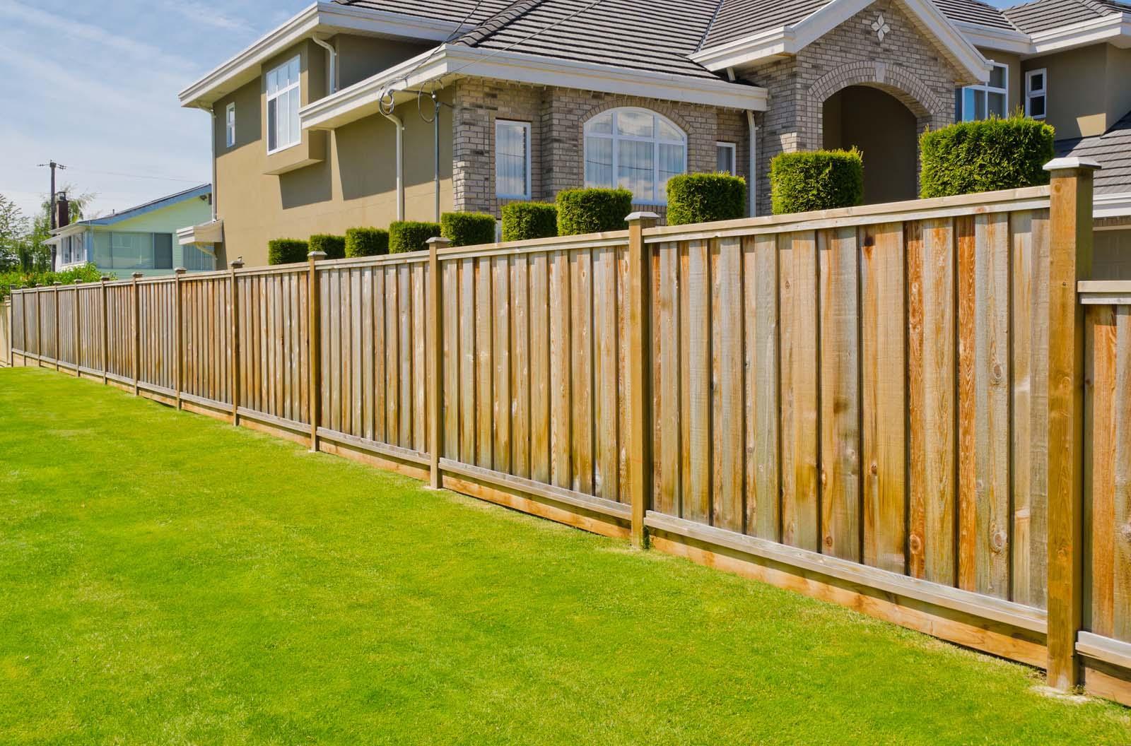 Tips For Working With Your Fencing Contractor